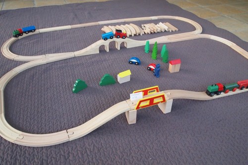 Lot circuit train en bois - n°7,