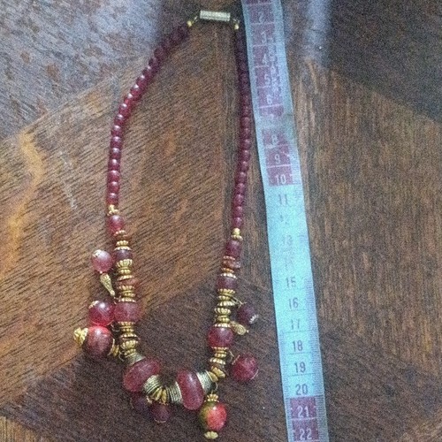 Collier pierre perles rondes