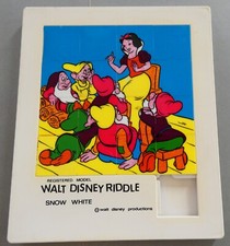 VINTAGE JEU TAQUIN POUSSE POUSSE WALT DISNEY RIDDLE BLANCHE NEIGE 7 NAINS