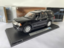 WELLY 2005 LINCOLN NAVIGATOR 1:18
