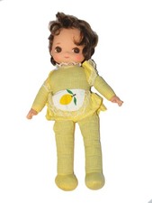 Ancienne Poupée tissu jaune vichy carreaux Citron dentelle 35 cm