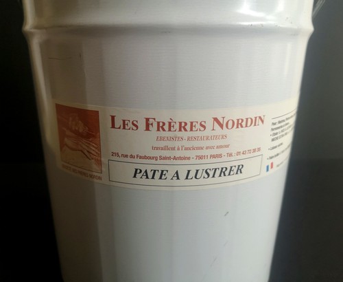 Pâte lustrer des frères - À,
