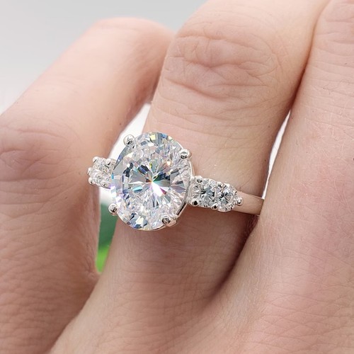 Bague solitaire diamant taille