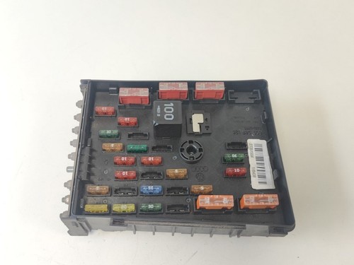 Boitier fusibles passat - vw,