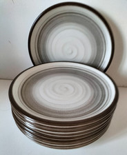 Ensemble de 10 assiettes