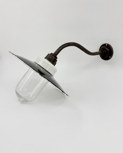 Lampe cour ancienne - de,