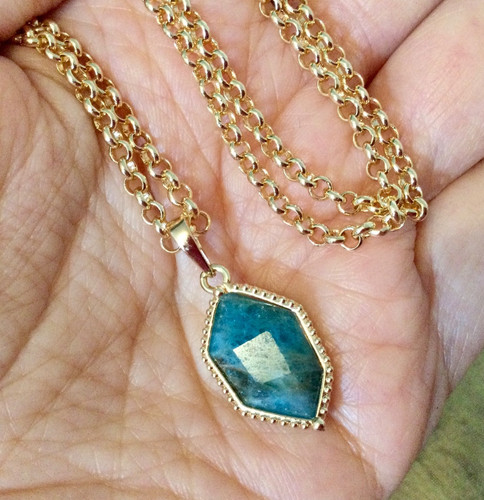 Collier apatite - collier,
