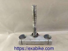 te de fourche inferieur pour