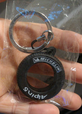 porte clés  pneu MICHELIN