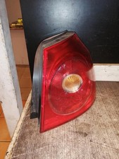 Feu arriere principal droit