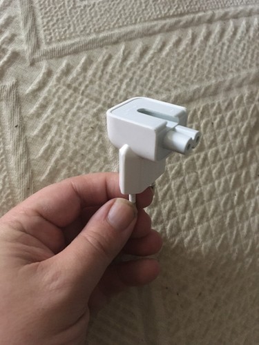 Fiche adaptateur prise secteur