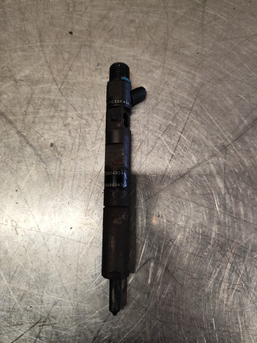 Injecteur carburant renault - injecteur,
