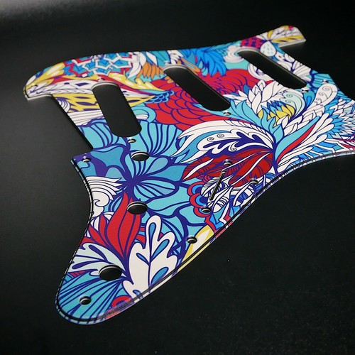 Pickguard fender strat - pickguard,