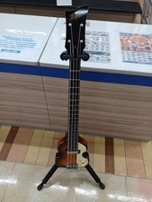 Guitare basse électrique
