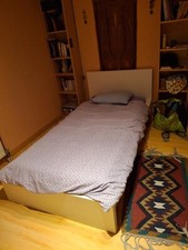 lit ikea avec sommier à lattes 90x200