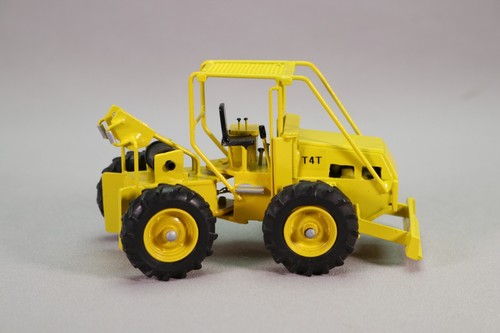 Ll333 latil t4t engin - t4t, 1/43