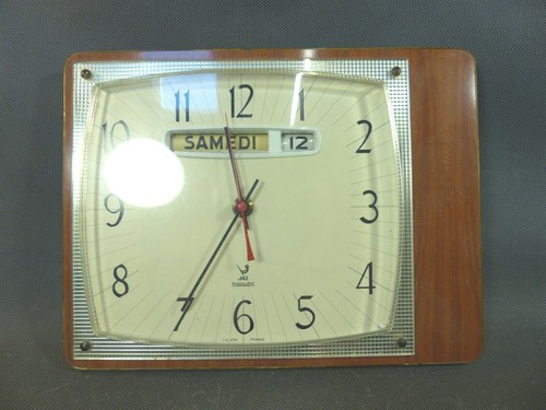 Ancienne horloge murale - , bois