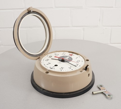 Montre mécanique sous marin - montre, sous-marin