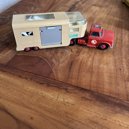 Matchbox dodge tractor - n, 18