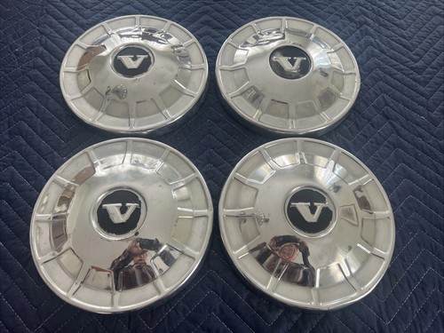 Volvo 140 142 144 145 - , hubcaps