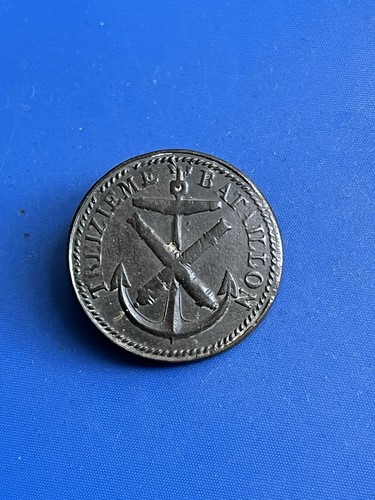 Bouton treizieme regiment - du,