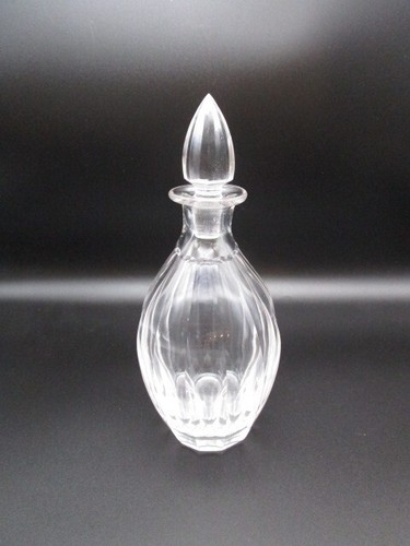 Grand flacon ancien - en, cristal