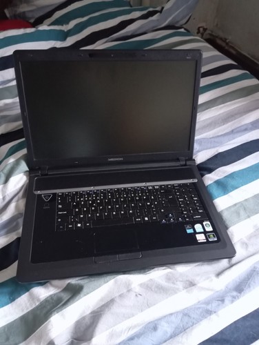 Ordinateur portable medion - ordinateur,