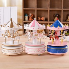 Ancienne boîte à musique carrousel en bois romantique joyeux design rond pour