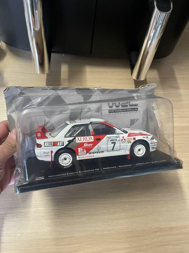 Voiture rallye salvat - rallye, 1/24