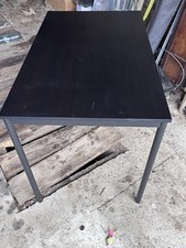 Table De Salle À Manger