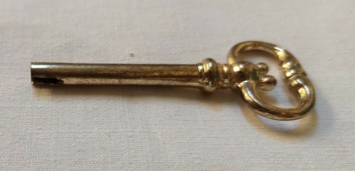 Clé clef ancienne creuse - clef,