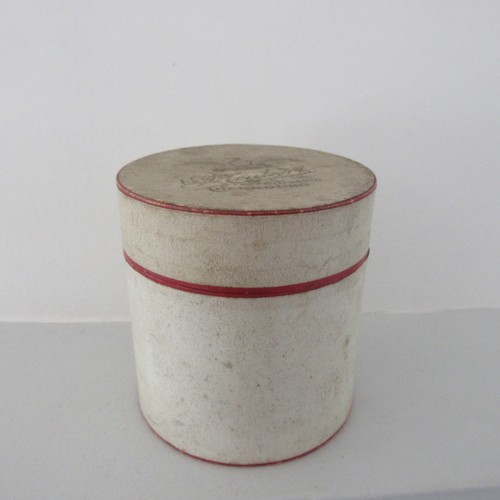 Petite boite ancienne - boite, en