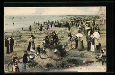 Old postcard Mers, Les Jeux sur le Sable 1906 