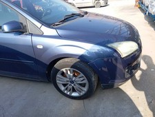 aile avant droit FORD FOCUS