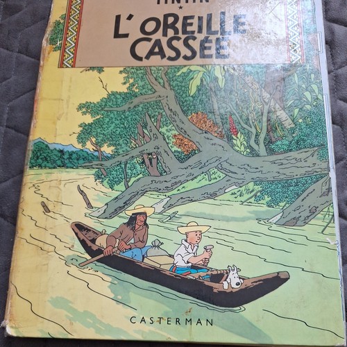 Tintin oreille cassée - l'oreille,