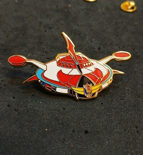 Pin goldorak vaisseau - pin’s,
