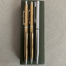 lot 3 stylos collection 2