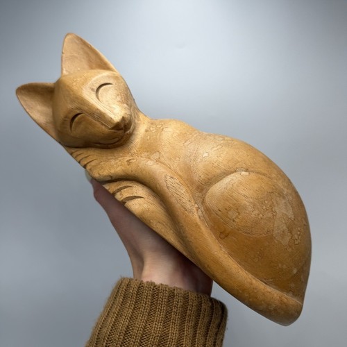 Ancienne figurine chat dormant