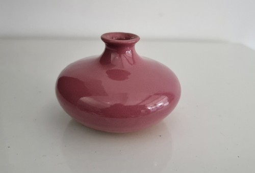 Terracotta vase - vase.,