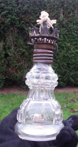 Ancienne petite lampe - ancienne,