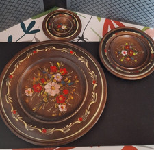 Lot de 3 assiettes en bois