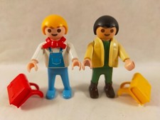 sympa enfant avec cartable /