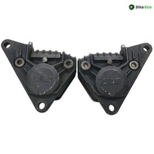 Etrier de frein avant droit et