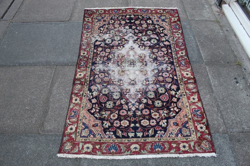 Tapis oriental traditionnel - tapis,