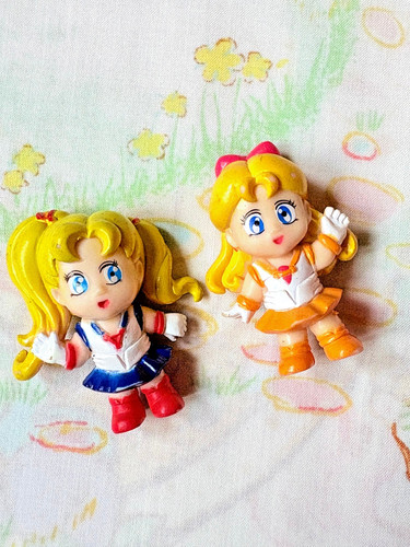 Lot figurines sailor moon - lot,