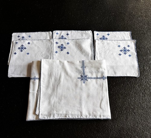 Nappe thé blanc broderie - à,