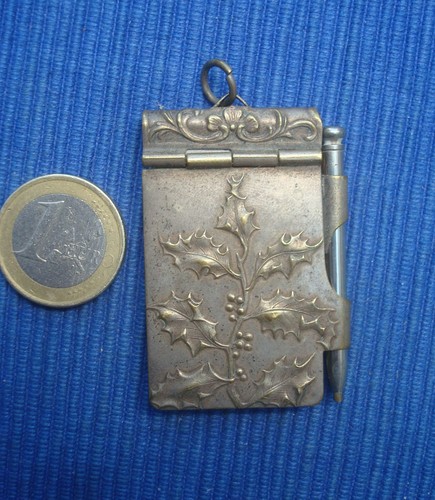 B35 très joli carnet bal - joli,