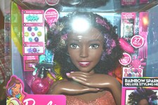 tete a coiffer neuve barbie de luxe rainbow sparkle deluxe styling head COLOREE