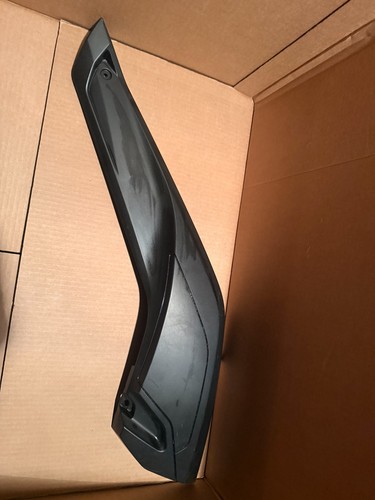 Cache boomerang noir latéral - boomerang,