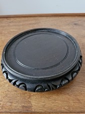 Socle chinois en  bois noirçi